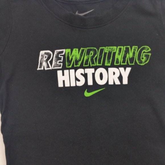 Nike T-Shirt Black "Rewrite History" Boys - Picture 3 of 4